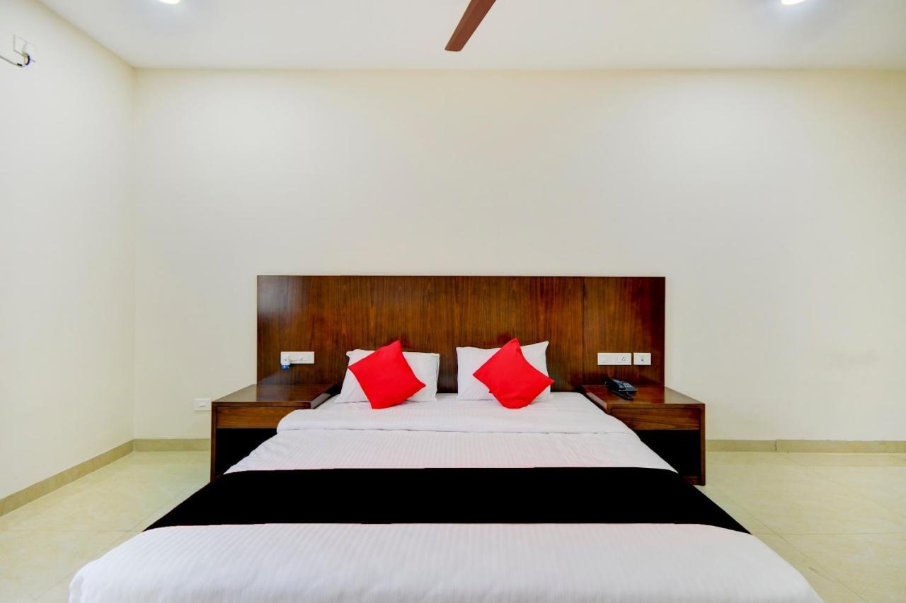 Mayfair Service Apartments Coimbatore Exterior foto